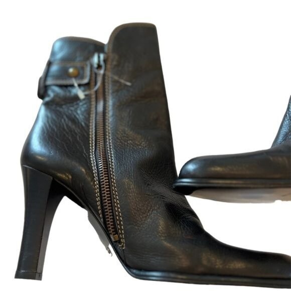 Coach Women’s Nancie Soft Calf Black Pebbled Leather Heeled Bootie Italy Size 6 - Picture 8 of 15